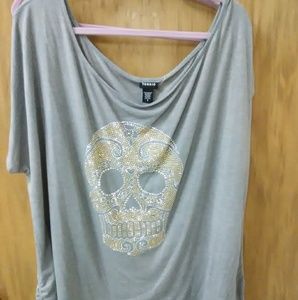 Torrid Jeweled Skull Top Size 3 (3X)